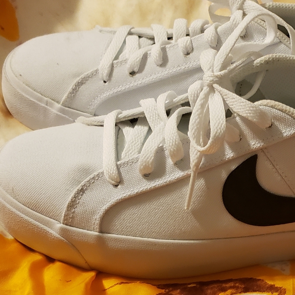 NIKE 👟 👟 - Picture 8 of 8